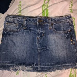 short skirt